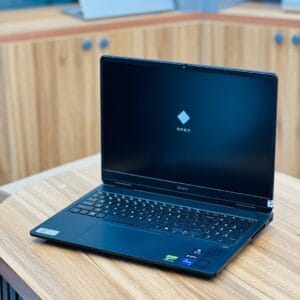 HP Omen Max 16